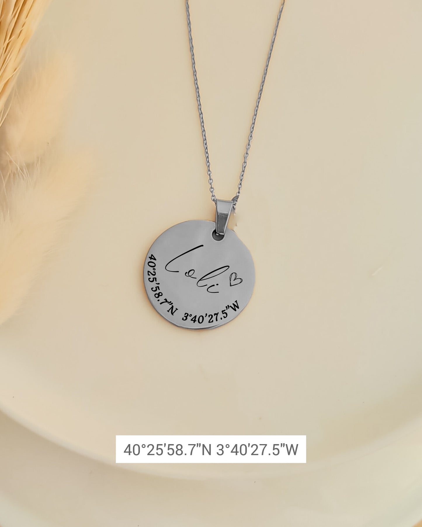 Collar coordenadas + nombre