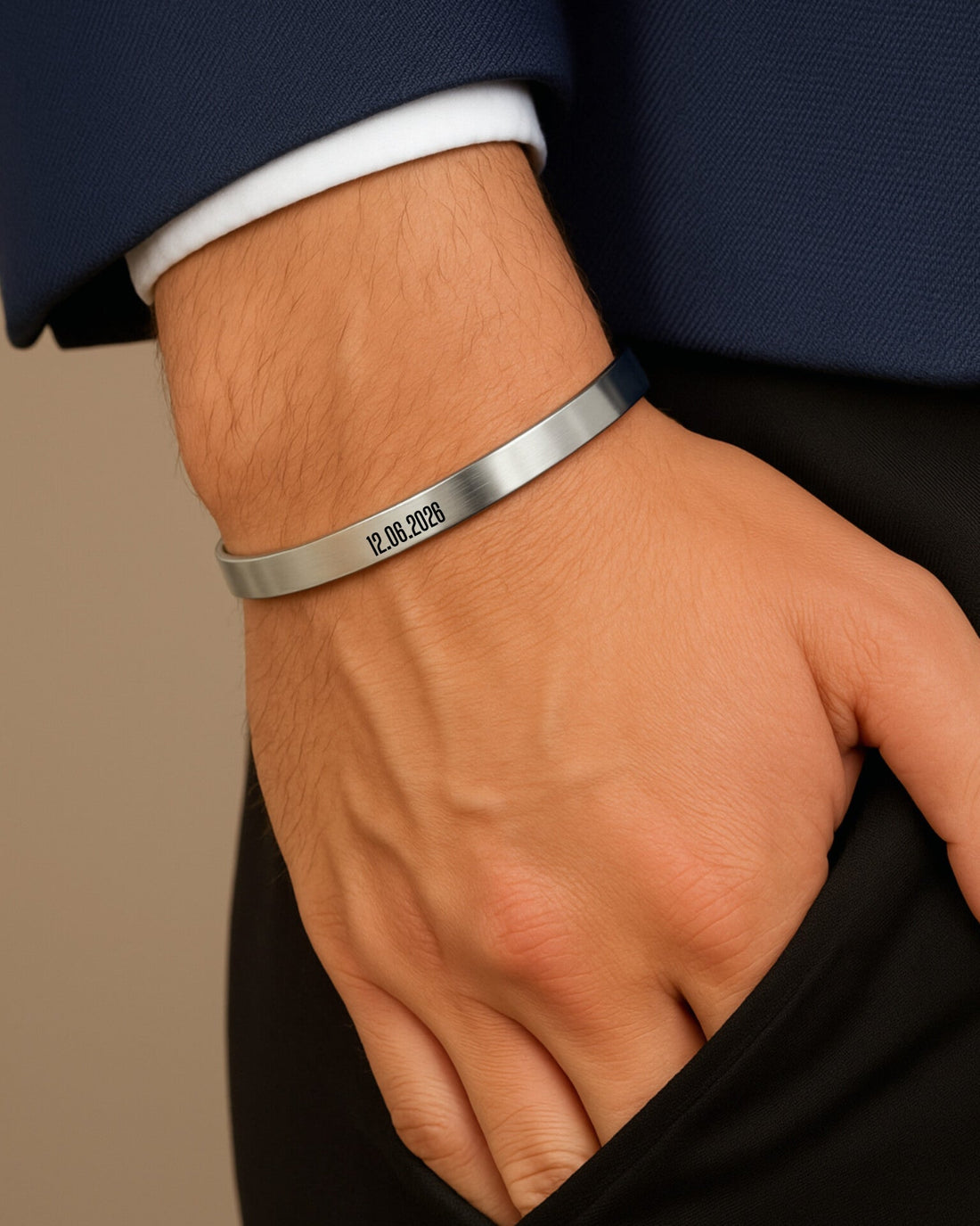 Pulseras personalizadas para amigos del novio 💫 Un detalle con historia