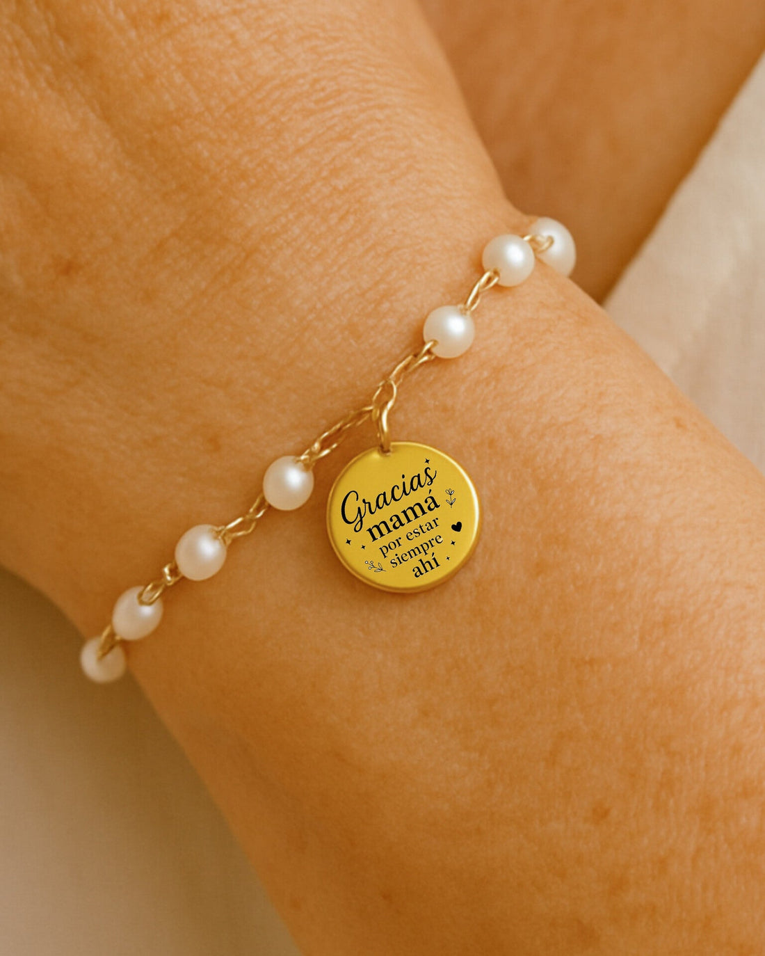 Pulsera personalizada para madres: un regalo que emociona 🤍