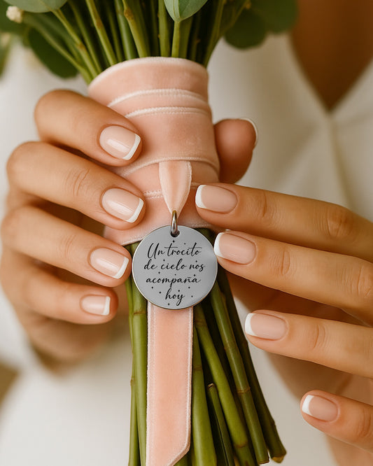 Medalla Ramo Novia "Un Trocito De Cielo Nos Acompaña Hoy"