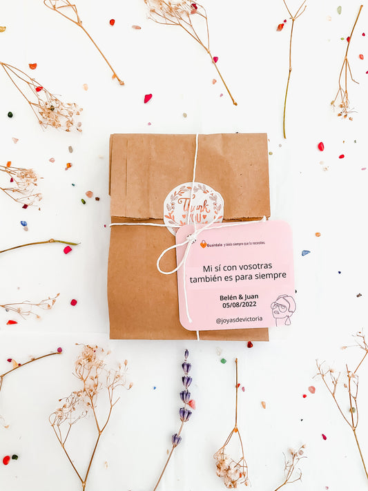 100 Unidades de Pulseras Corazones